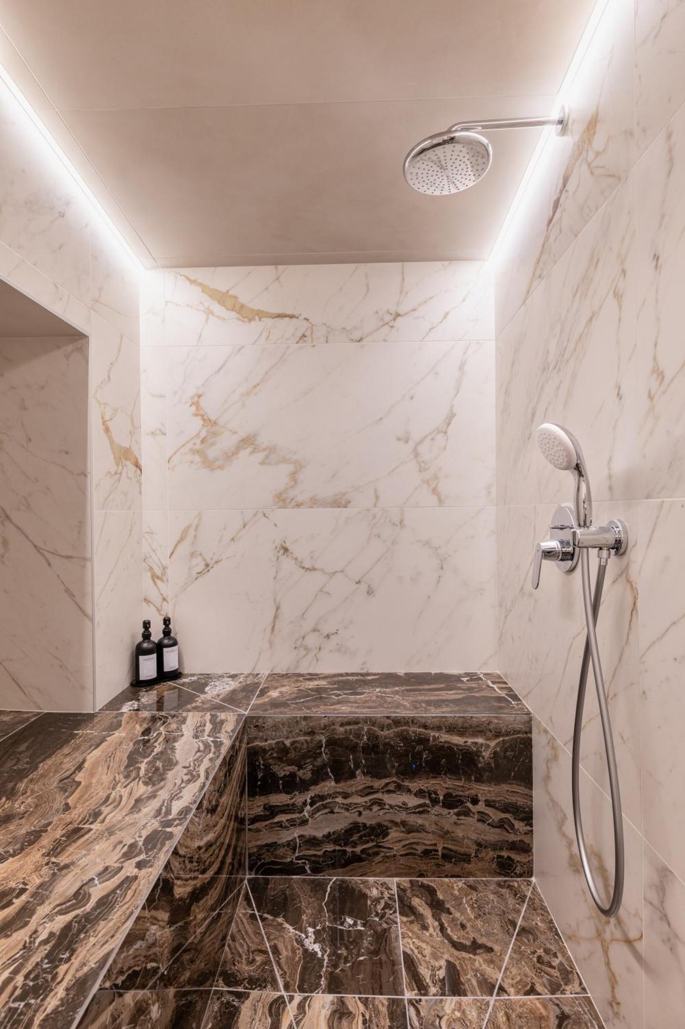 C0C00N Veritable Hammam A Partager A Deux Riom Zewnętrze zdjęcie